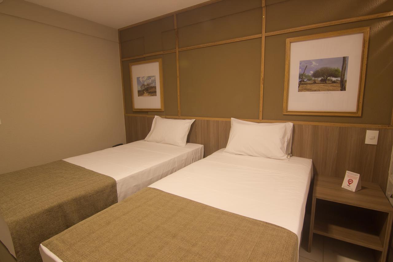 Hotel Privillege Santana do Ipanema Dış mekan fotoğraf